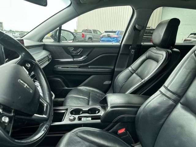 Used 2020 Lincoln Corsair AWD w/ Premium Package image 6