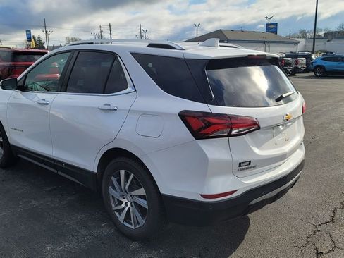 Used 2024 Chevrolet Equinox Premier w/ LPO, Floor Liner Package image 4