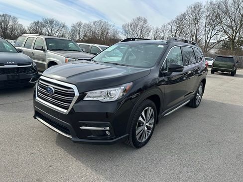 Used 2022 Subaru Ascent Limited w/ Technology Package image 3