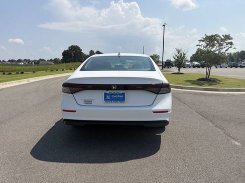 Used 2025 Honda Accord LX image 7