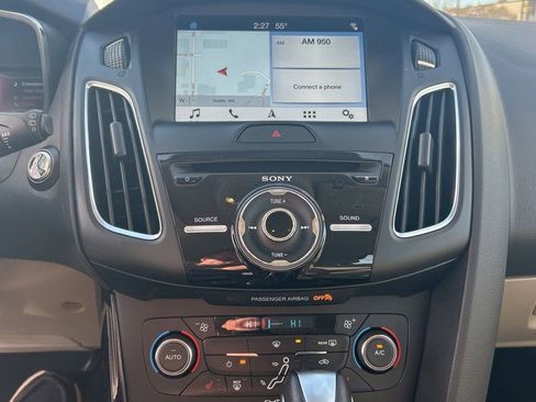 Used 2017 Ford Focus Electric Hatchback image 19