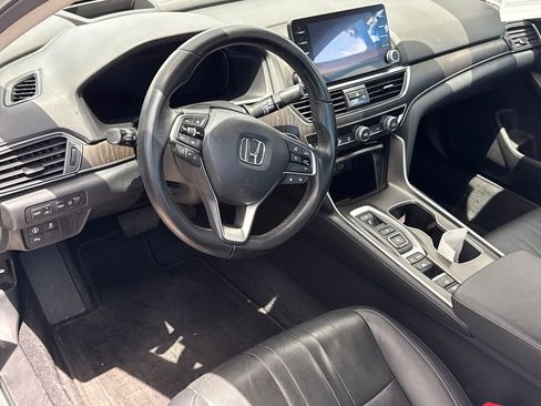 Certified 2022 Honda Accord Touring image 10