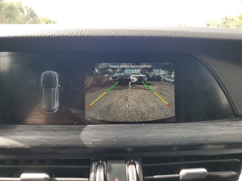 Used 2022 Alfa Romeo Stelvio Sprint image 9