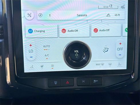 Used 2022 Ford F150 Lightning Platinum image 33