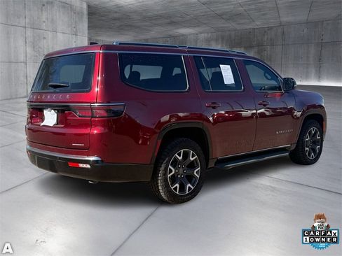 Used 2023 Jeep Wagoneer Series III w/ Rear Seat Video Group 1 image 7