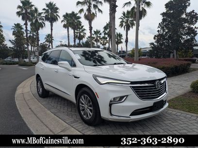 Used 2022 Buick Enclave Essence