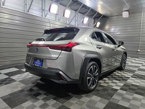 Used 2019 Lexus UX 250h w/ Accessory Package image 5
