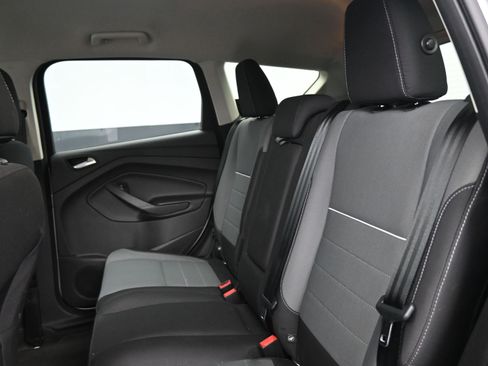 Used 2015 Ford Escape SE image 18