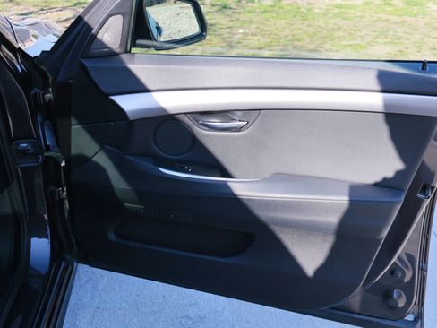 Used 2014 BMW 550i Gran Turismo xDrive 550i Gran Turismo xDrive Sedan image 27