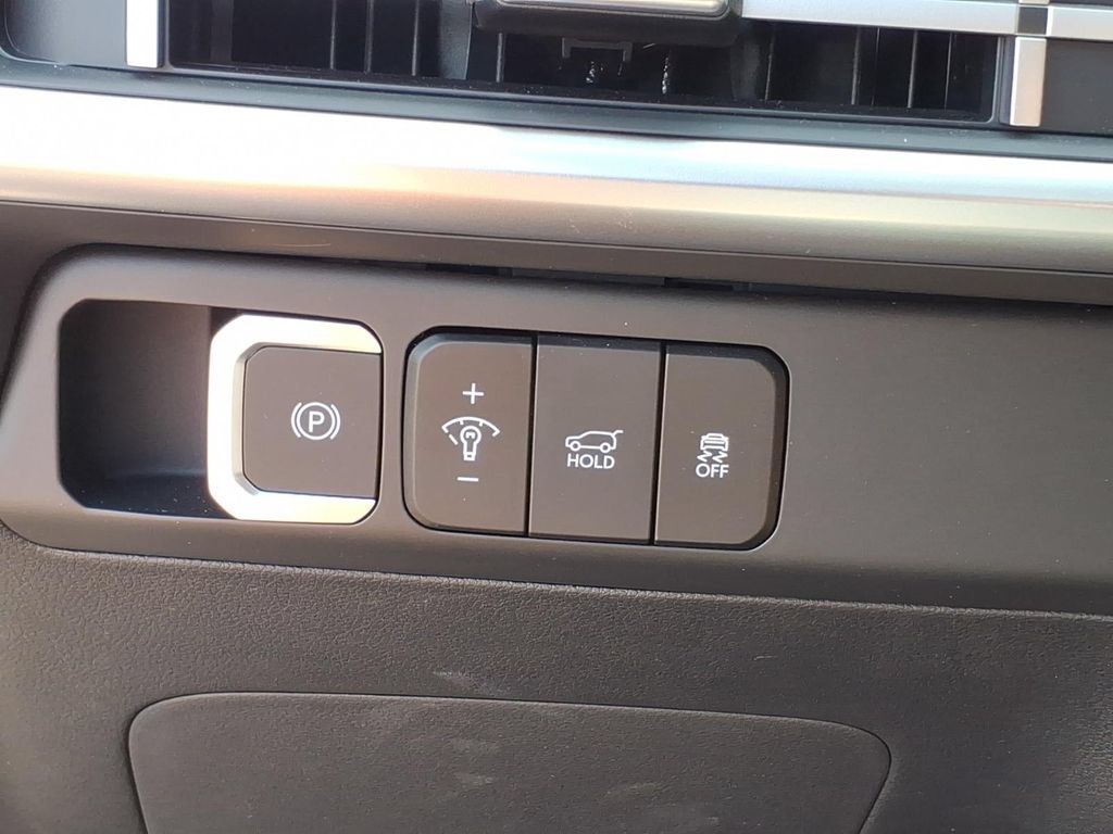 Used 2026 Hyundai Santa Fe SEL AWD/4WD image 18