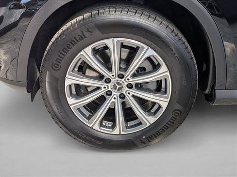 Certified 2026 Mercedes-Benz GLC 300 image 21