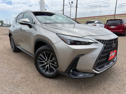Used 2025 Lexus NX 250 FWD w/ Accessory Package (2T) image 1