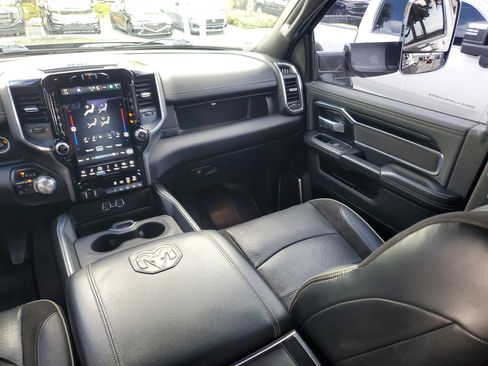Used 2022 RAM 2500 Laramie image 17