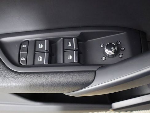 Used 2023 Audi Q5 2.0T Premium w/ Convenience Package image 35