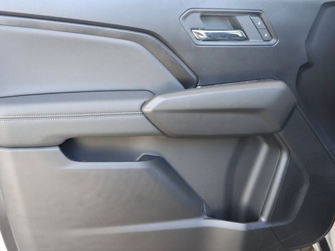 New 2026 GMC Canyon Elevation w/ Convenience Package image 9