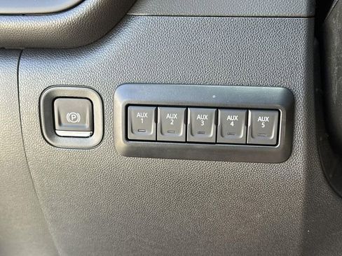 New 2026 GMC Sierra 2500 Pro w/ Convenience Package RWD image 15