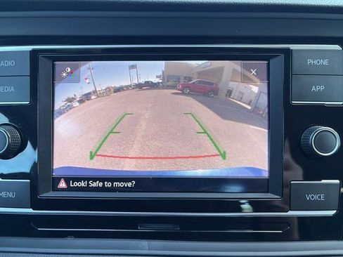 Certified 2024 Volkswagen Jetta Sport image 20