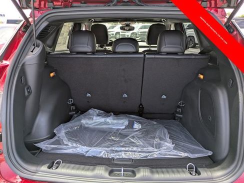 New 2025 Jeep Compass Latitude w/ Sun & Sound Group image 12