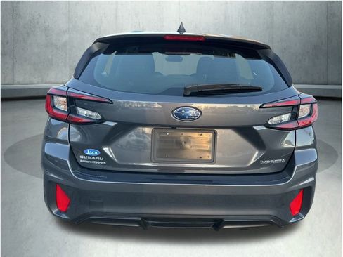 Used 2024 Subaru Impreza 2.0i Sport image 4