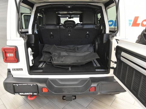 Used 2018 Jeep Wrangler Unlimited Rubicon AWD/4WD image 33