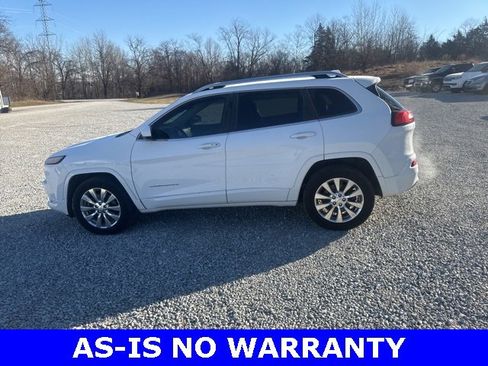 Used 2018 Jeep Cherokee Overland image 13