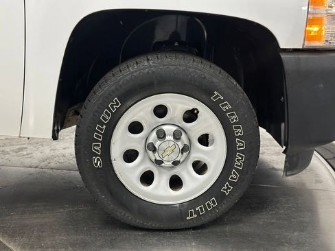 Used 2013 Chevrolet Silverado 1500 W/T RWD image 22