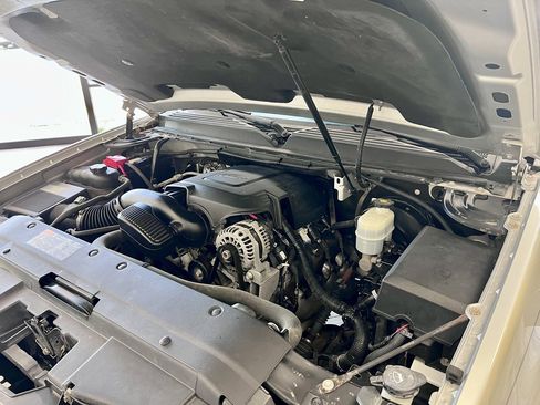 Used 2013 Chevrolet Avalanche LT w/ Texas Edition image 18