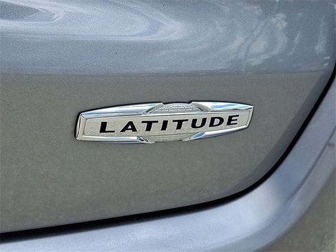 Certified 2020 Jeep Compass Latitude image 30