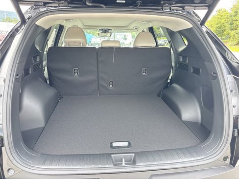 New 2026 Hyundai Tucson Limited image 16