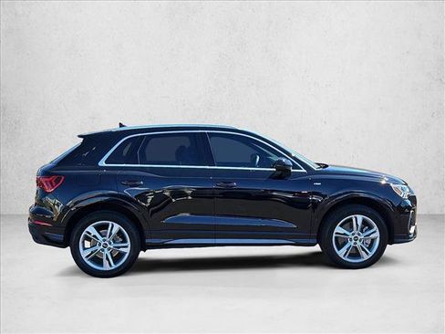 Certified 2024 Audi Q3 2.0T Premium Plus image 4