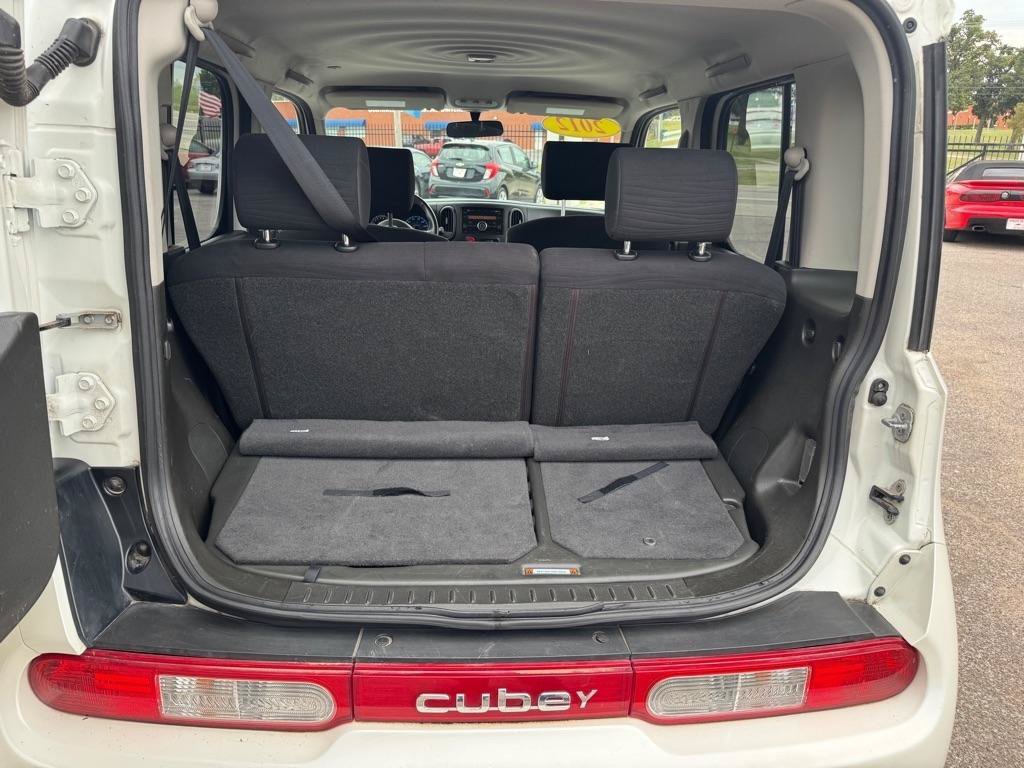 Used 2012 Nissan Cube 1.8 S w/ Interior Designer Pkg FWD image 16