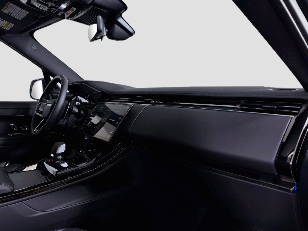 New 2027 Land Rover Range Rover Sport Dynamic SE AWD/4WD image 31