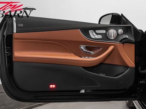 Used 2023 Mercedes-Benz E 450 4MATIC Cabriolet image 27