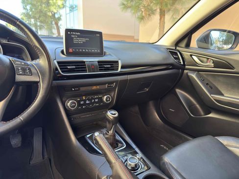 Used 2015 MAZDA MAZDA3 i Grand Touring image 21