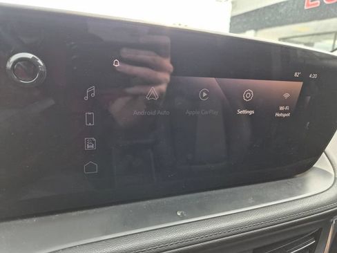 Used 2024 Buick Encore GX Sport Touring AWD/4WD image 18