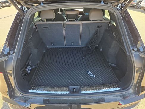 Used 2025 Audi Q5 Premium Plus w/ Premium Plus image 12