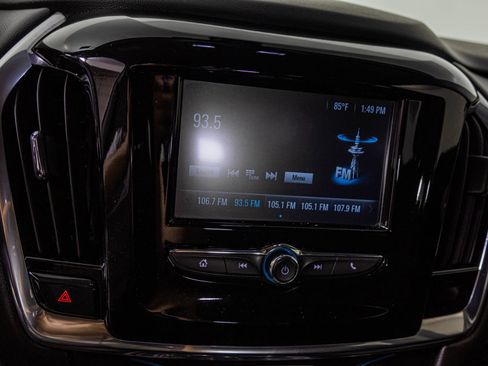 Used 2019 Chevrolet Traverse LS image 23