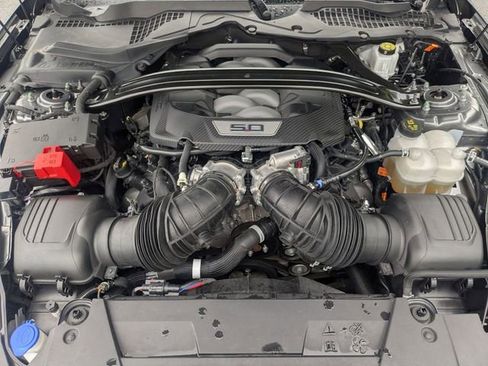 Used 2025 Ford Mustang GT Premium w/ GT Performance Package RWD image 22