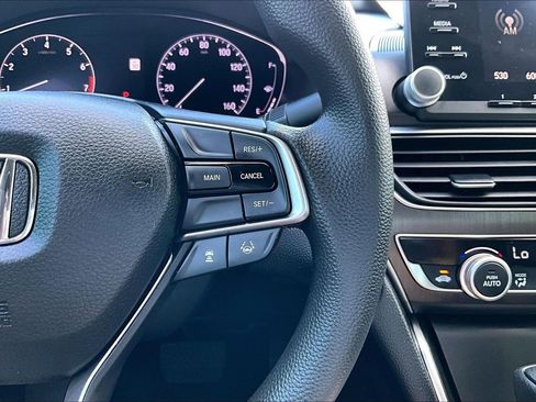 Used 2018 Honda Accord LX image 20