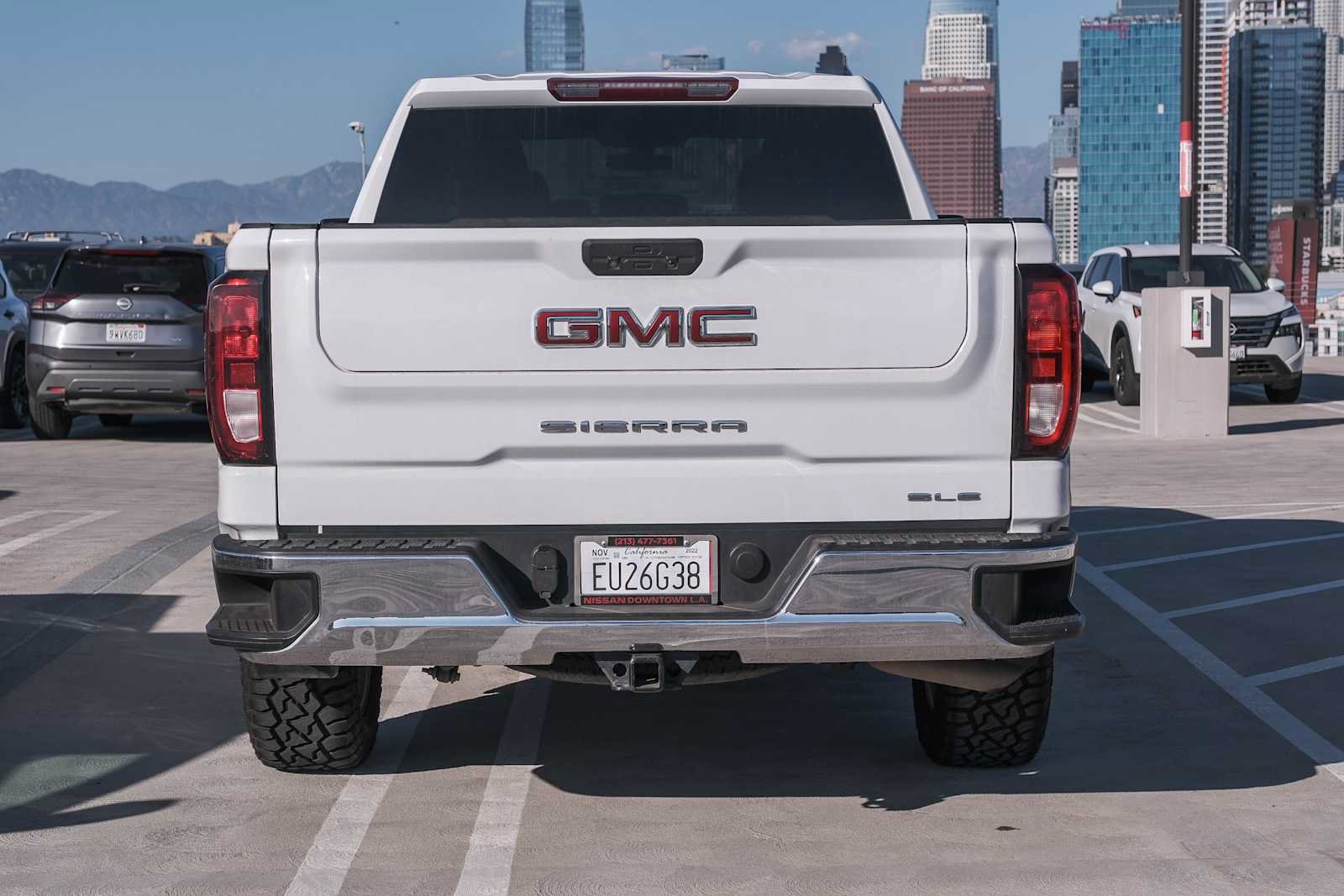 Used 2022 GMC Sierra 1500 SLE AWD/4WD image 5