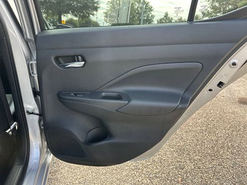 New 2025 Nissan Versa SV w/ Trunk Package FWD image 15