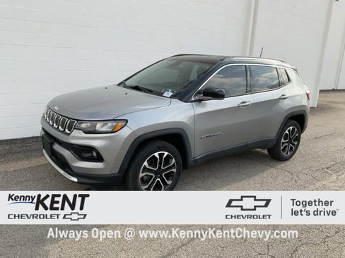 Used 2022 Jeep Compass Limited image 29