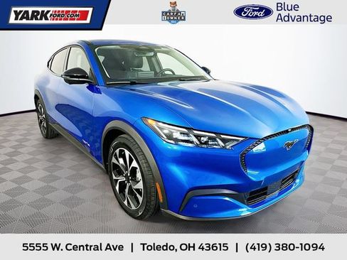 Used 2025 Ford Mustang Mach-E Select AWD/4WD image 1