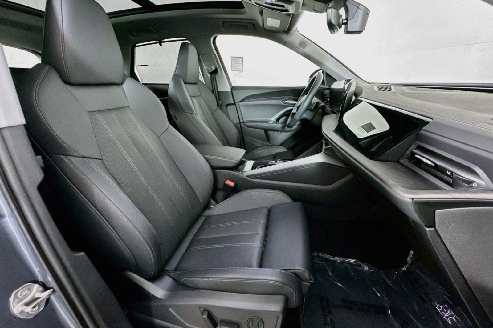 Used 2026 Audi Q5 Premium Plus w/ Premium Plus AWD/4WD image 8