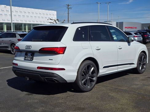 Used 2026 Audi Q7 3.0T Premium Plus AWD/4WD image 5
