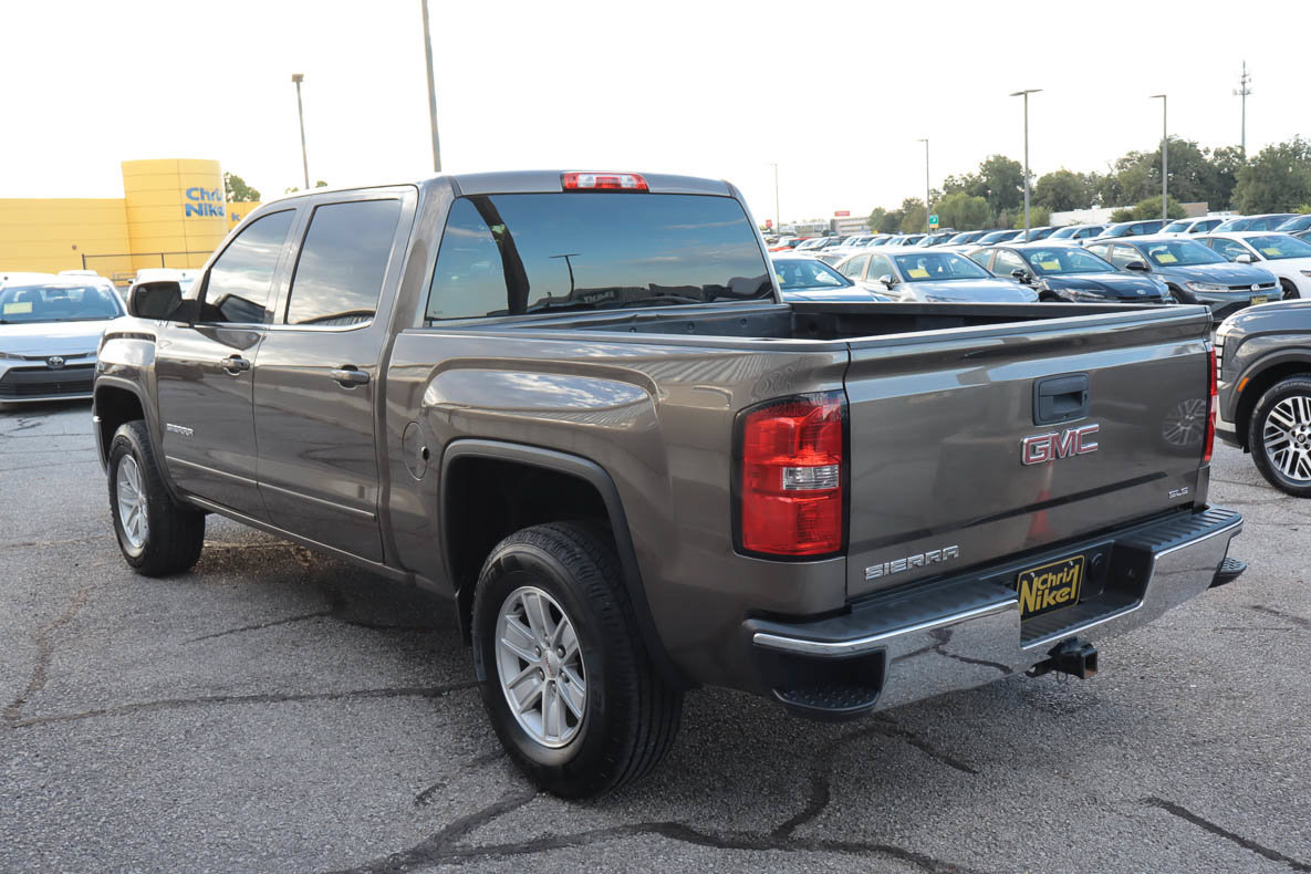 Used 2014 GMC Sierra 1500 SLE w/ SLE Value Package AWD/4WD image 4