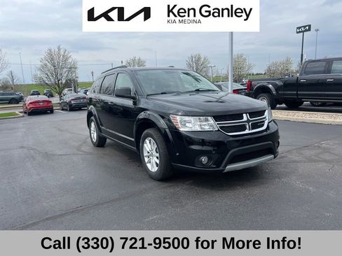Used 2017 Dodge Journey SXT w/ Comfort/Convenience Group image 5