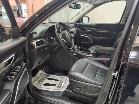Certified 2022 Kia Telluride EX w/ EX Premium Package FWD image 18