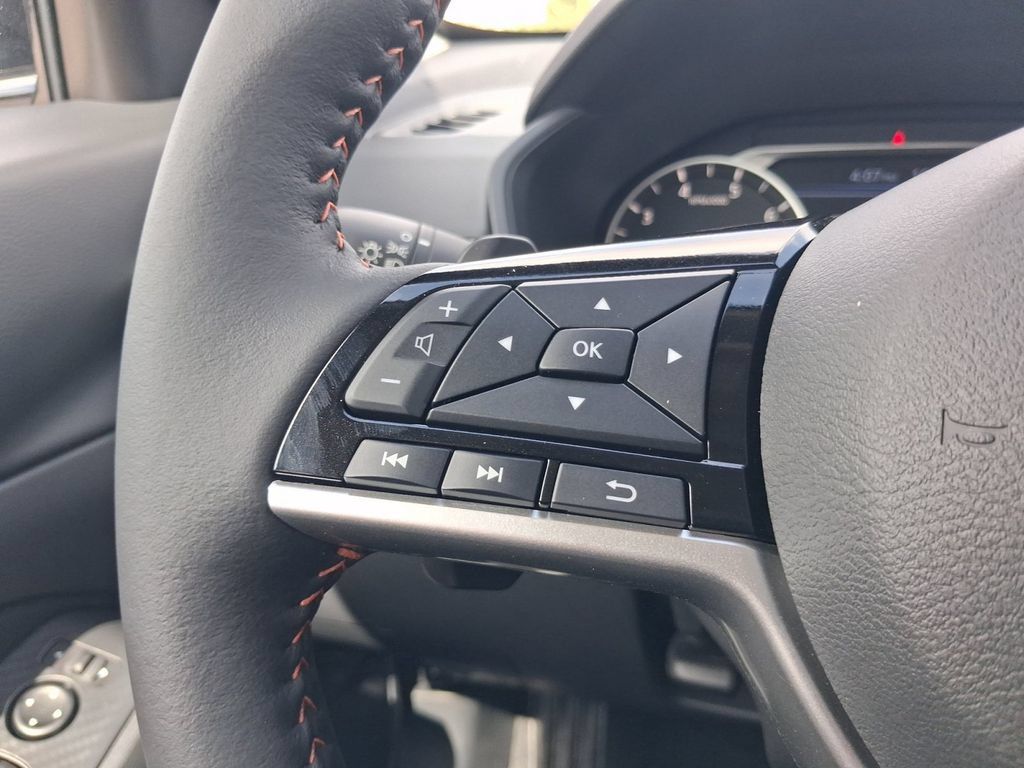 New 2026 Nissan Altima 2.5 SR FWD image 11
