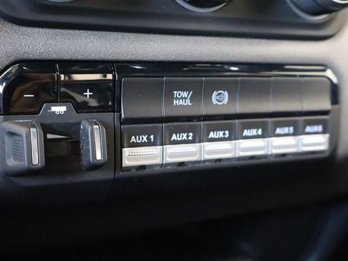 Used 2023 RAM 3500 Tradesman image 33